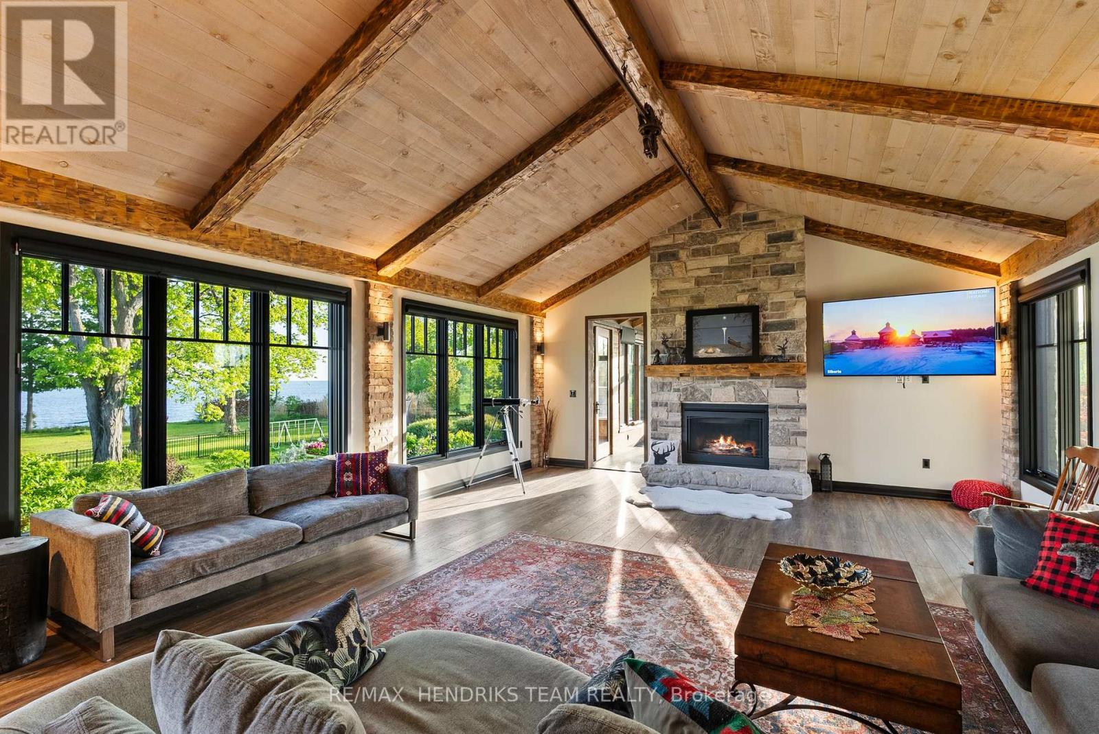 515 Sandy Bay Road Property Photo 13