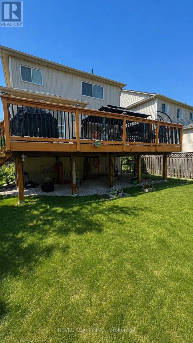 252 Berry Street Property Photo 2