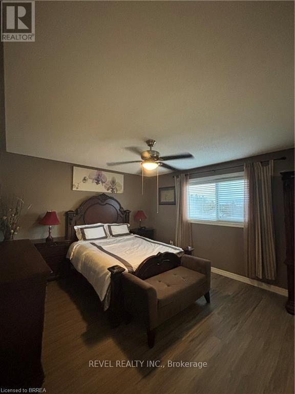 252 Berry Street Property Photo 12