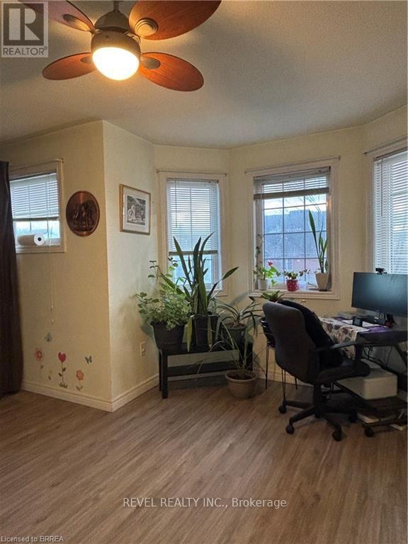 252 Berry Street Property Photo 14
