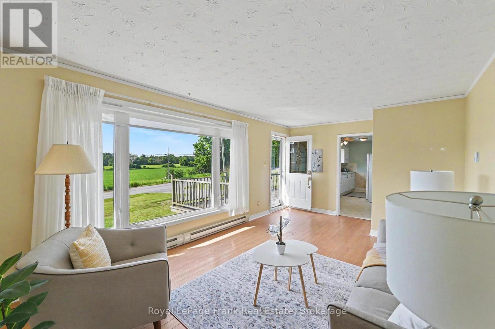 1834 7th Line Property Photo 14