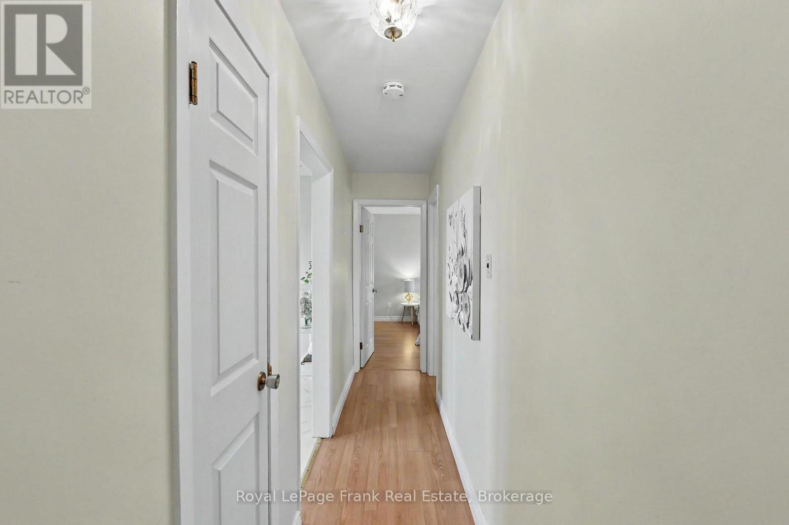 1834 7th Line Property Photo 16