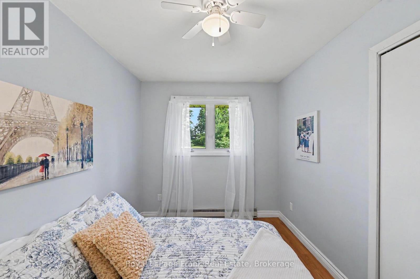 1834 7th Line Property Photo 21