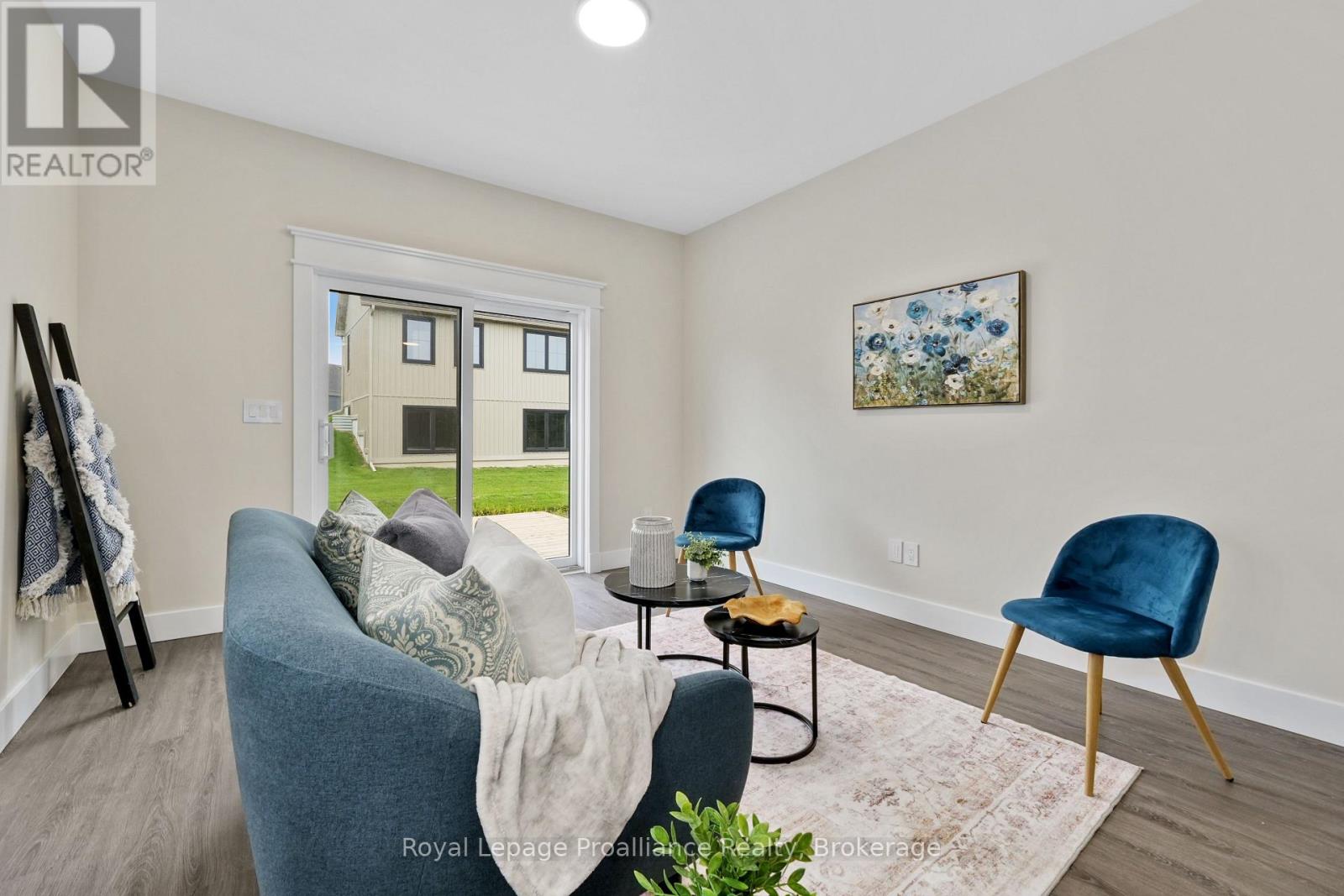 12 Greenfield Drive Property Photo 6