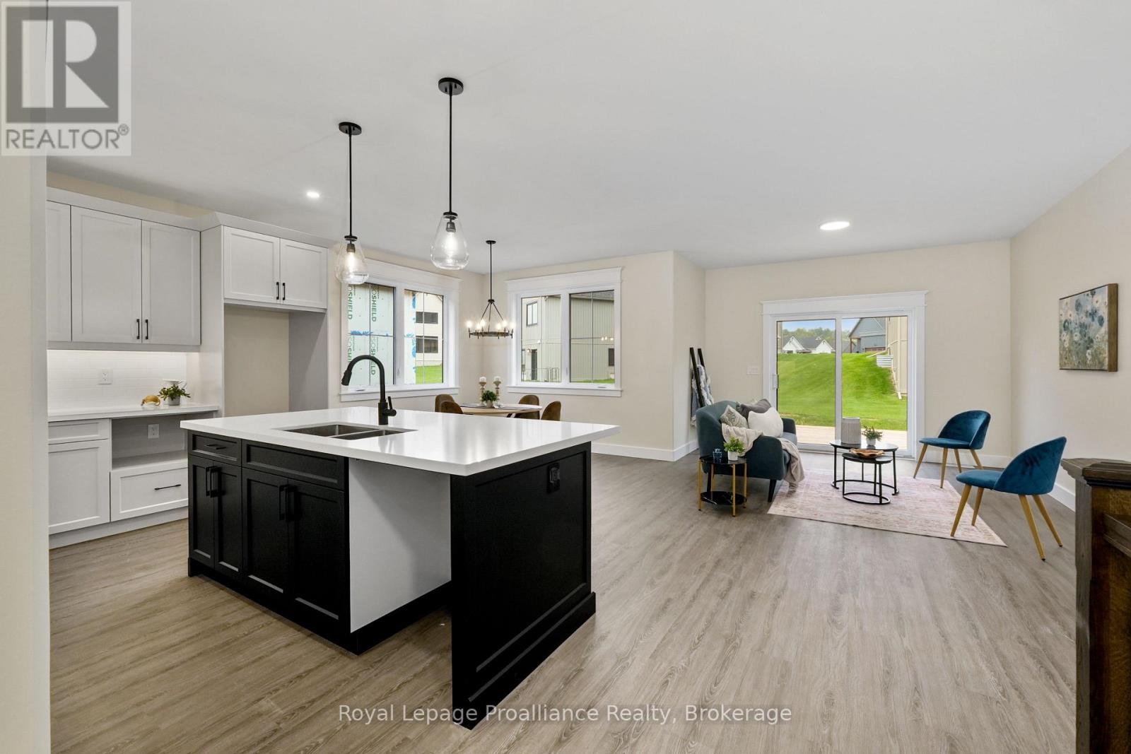 12 Greenfield Drive Property Photo 17