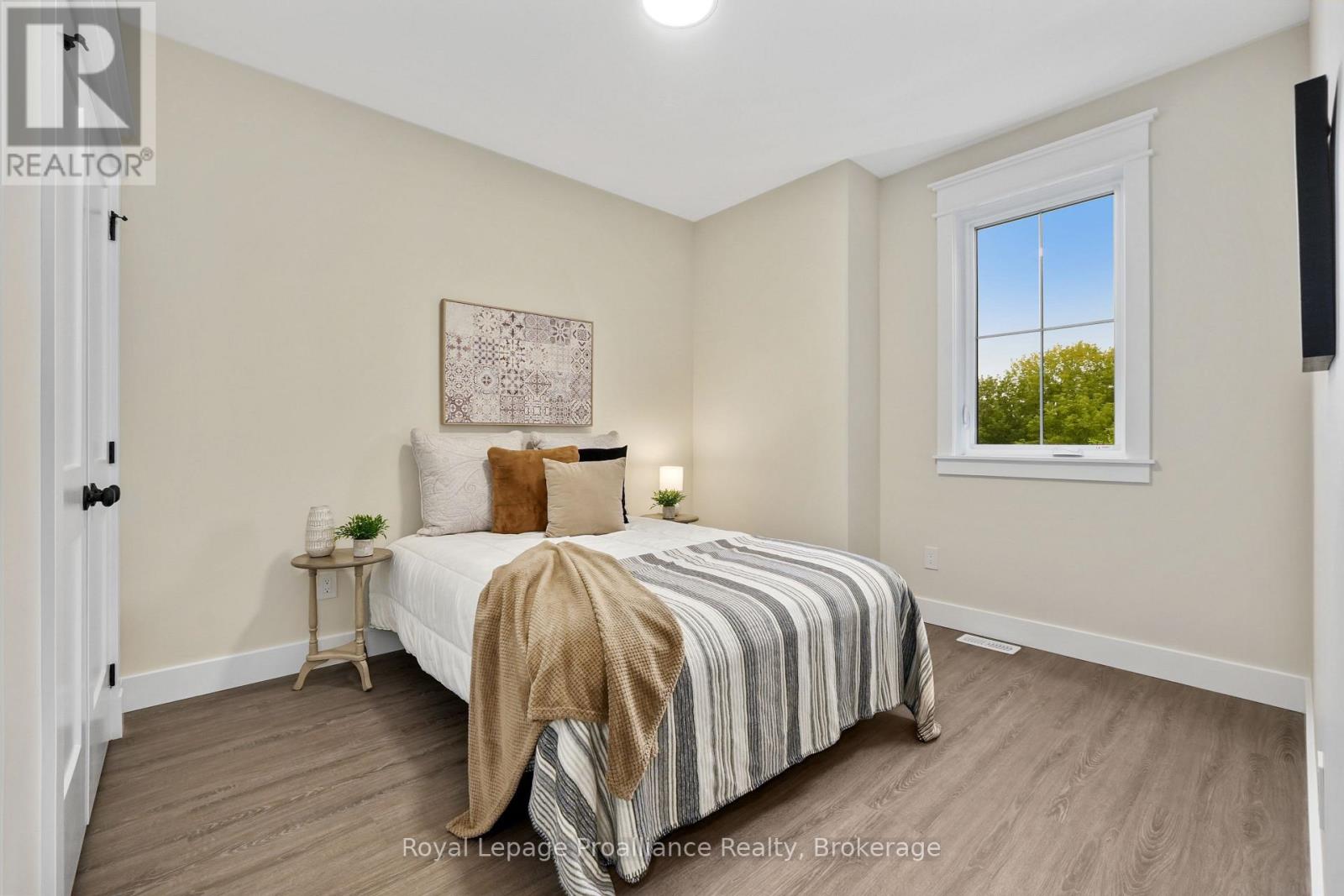 12 Greenfield Drive Property Photo 19