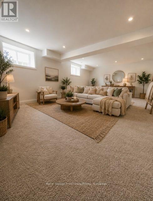 38 Mackenzie John Crescent Property Photo 8