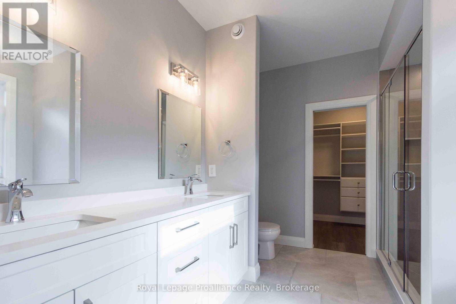 31 Mackenzie John Crescent Property Photo 13