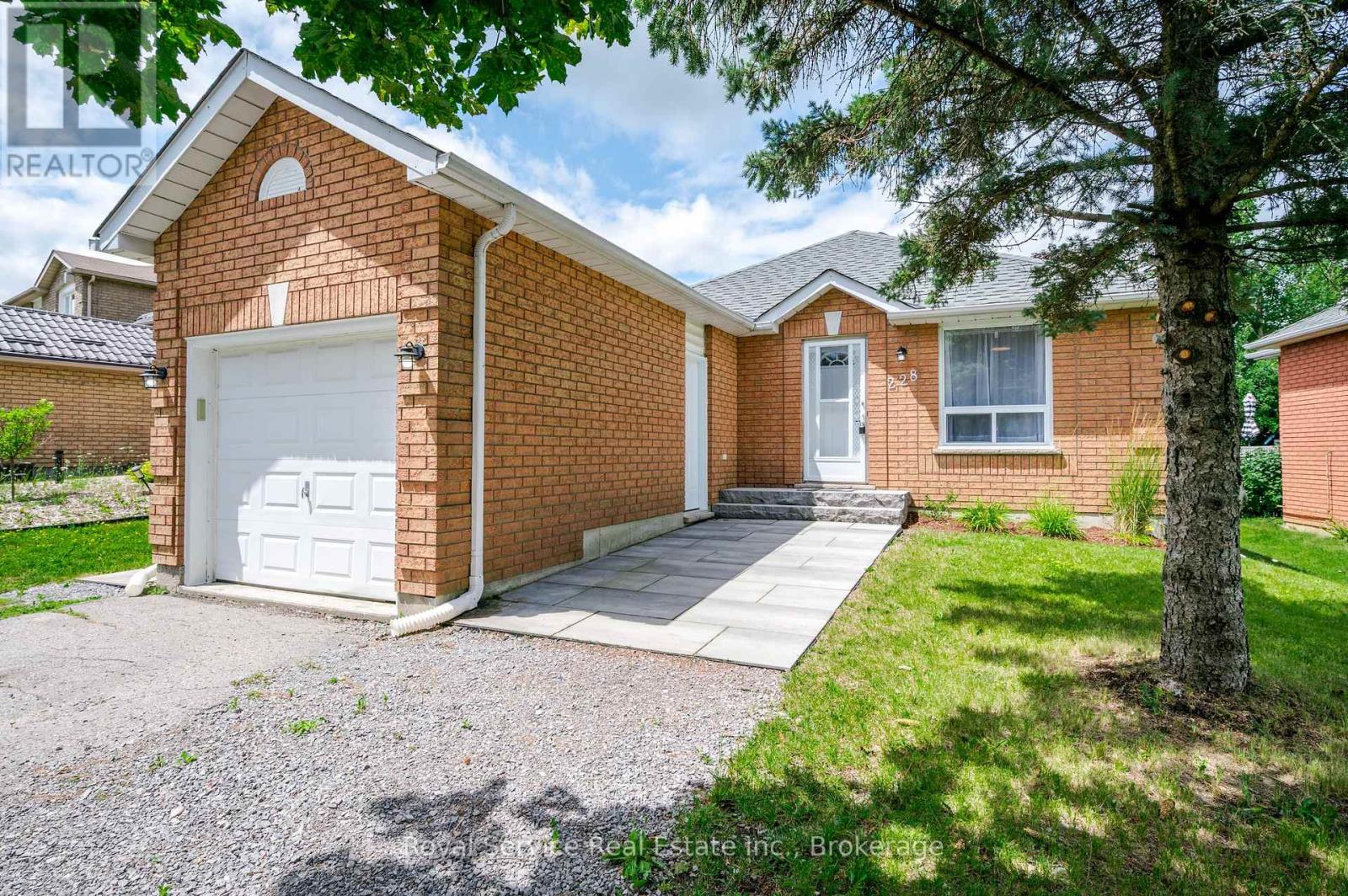 228 Towerhill Road Property Photo 1