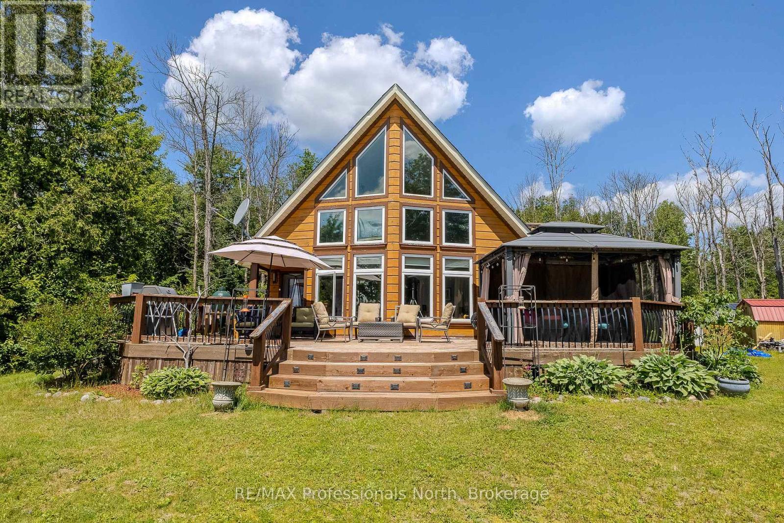 1367 Pickerel And Jack Lake Road Property Photo 1