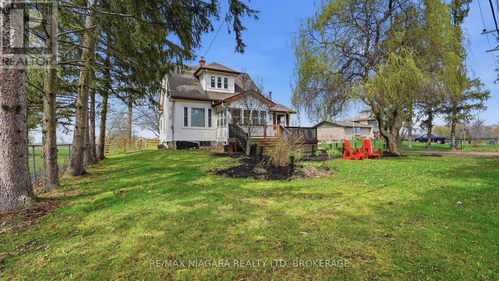 106 Colborne Street Property Photo 1