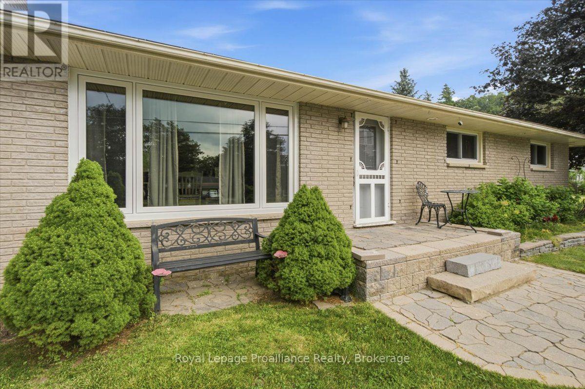 178 Riverside Parkway Property Photo 3