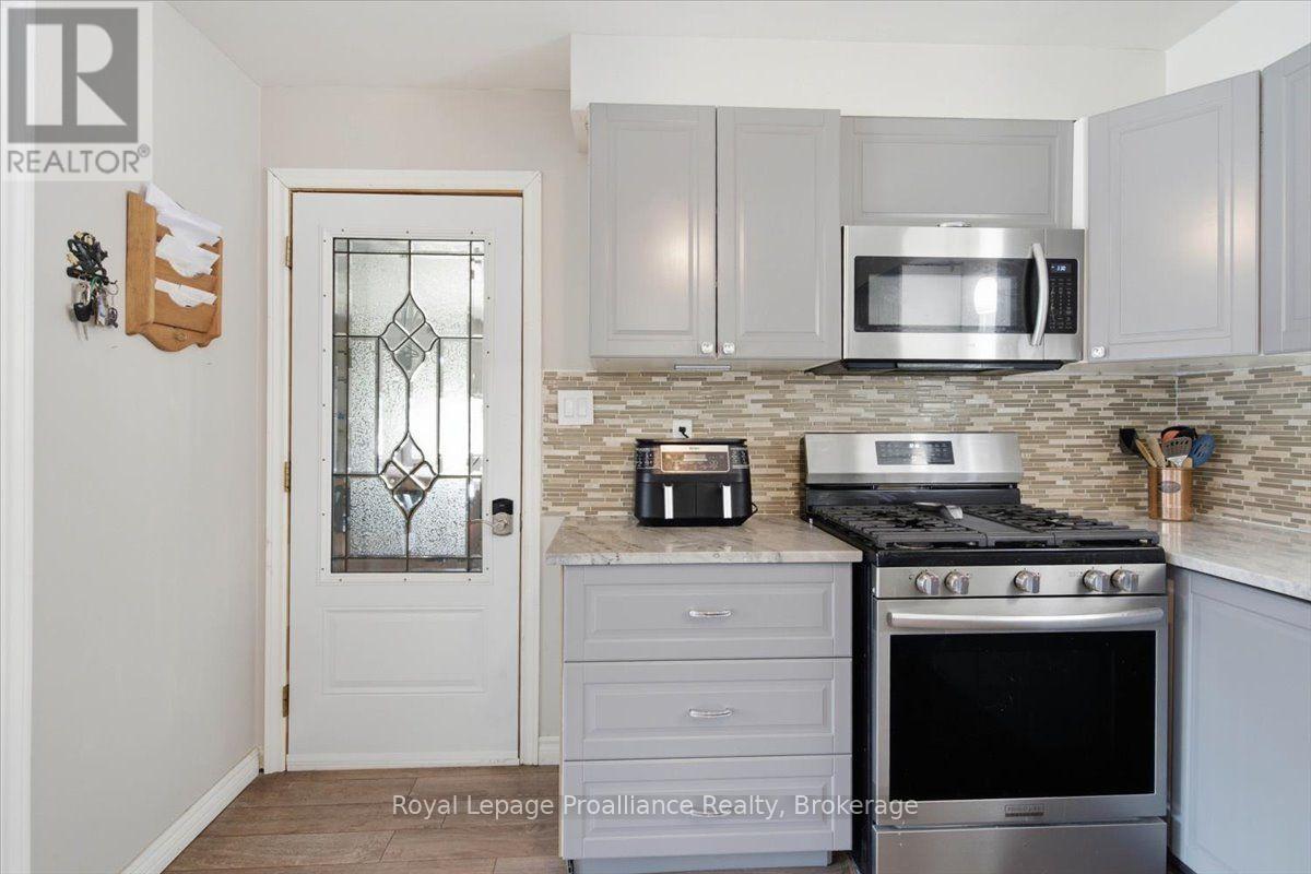 178 Riverside Parkway Property Photo 13