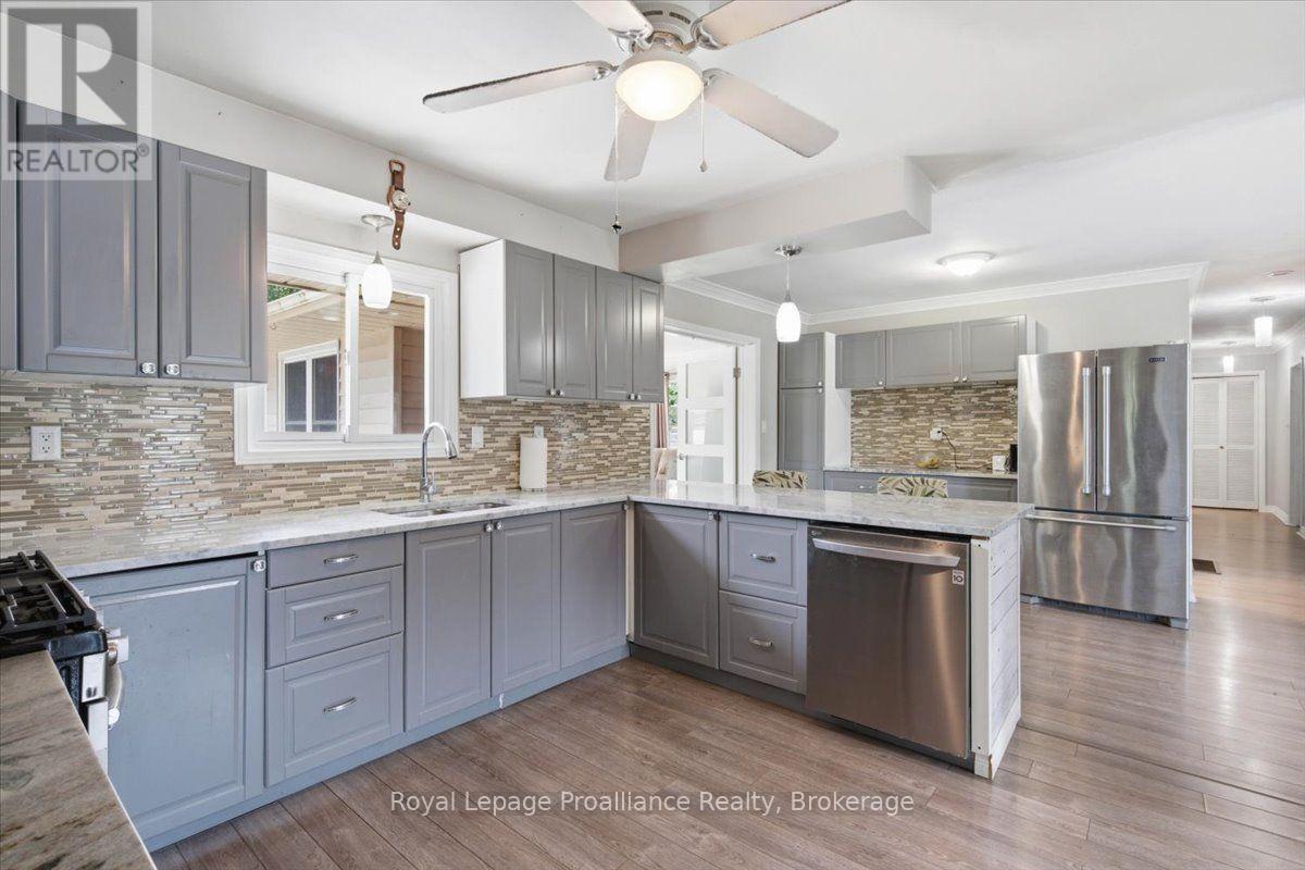 178 Riverside Parkway Property Photo 14