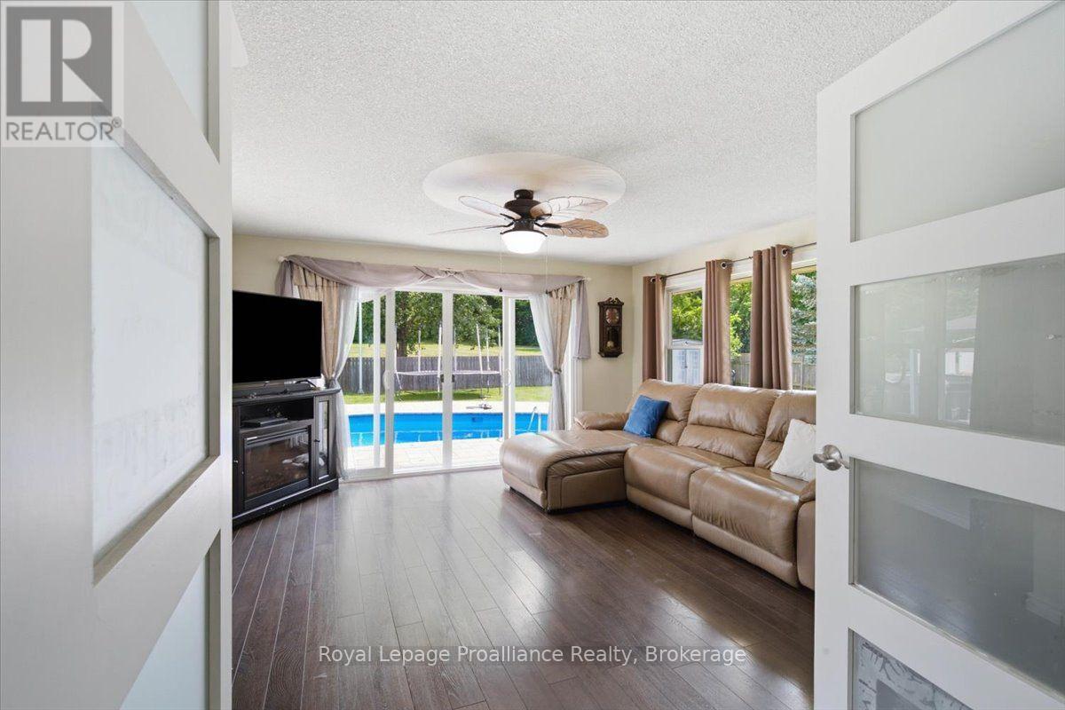 178 Riverside Parkway Property Photo 18