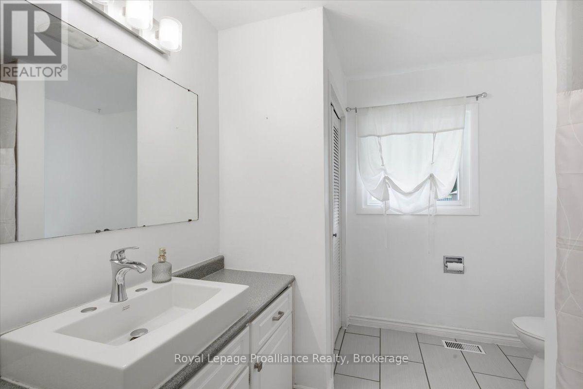 178 Riverside Parkway Property Photo 26
