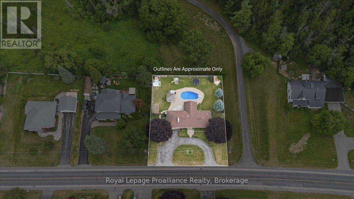 178 Riverside Parkway Property Photo 47