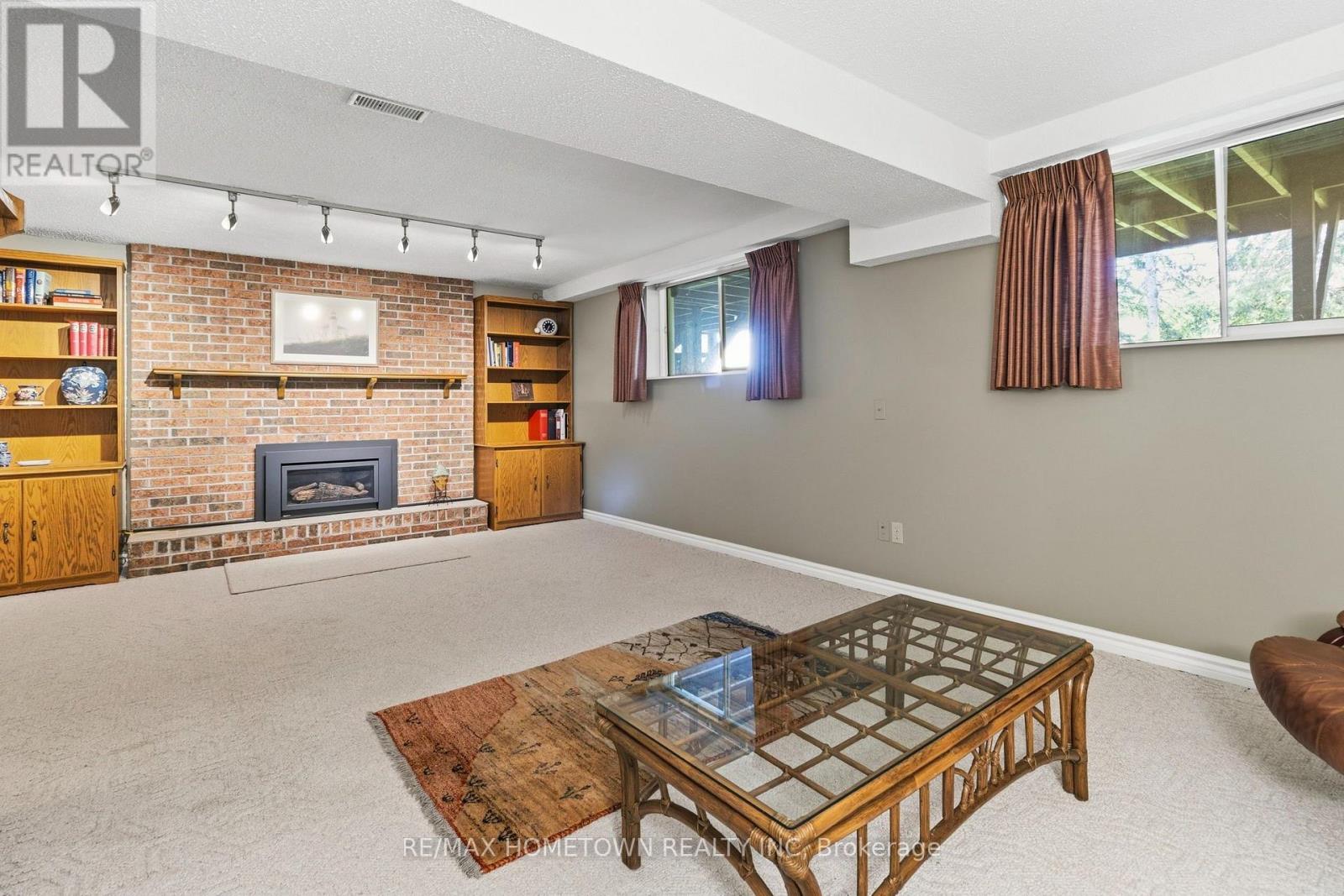 1 Meikle Drive Property Photo 24