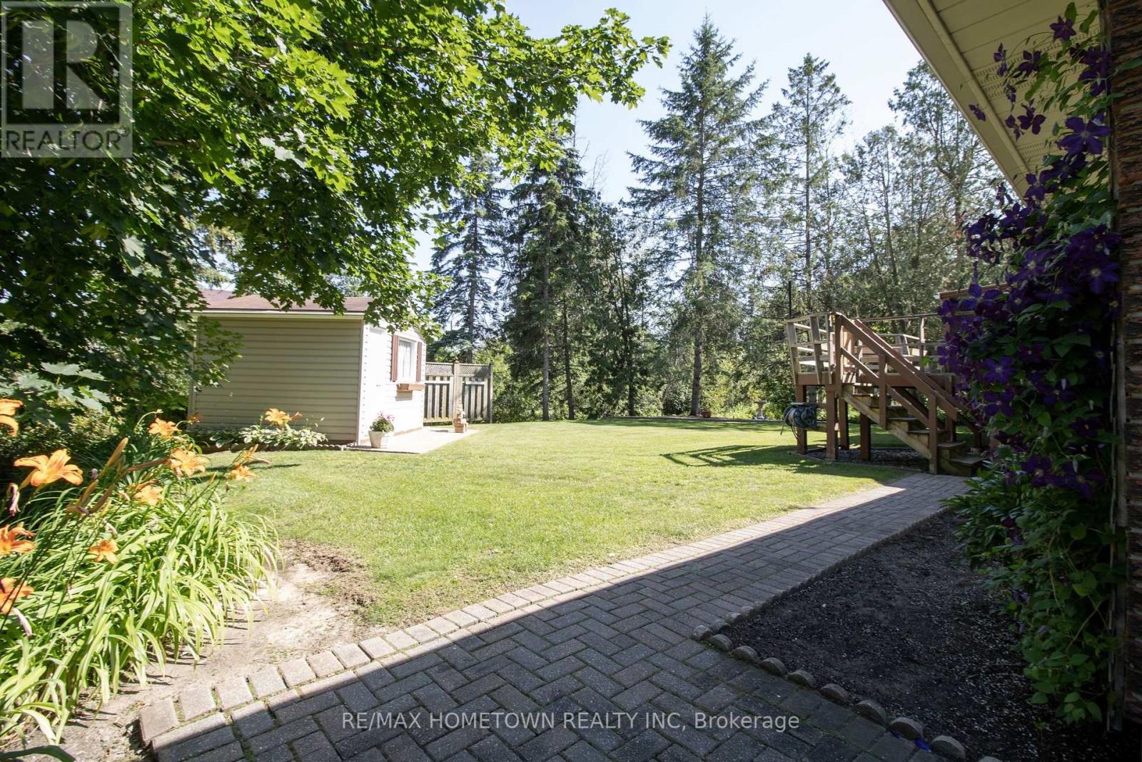 1 Meikle Drive Property Photo 33