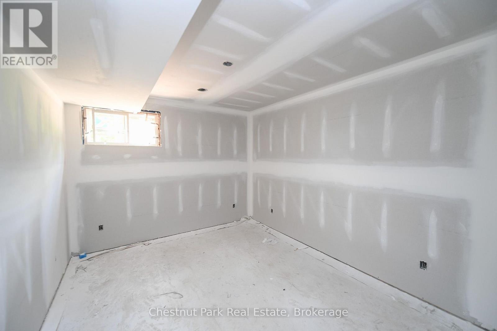23 Maple Ridge Road Property Photo 12