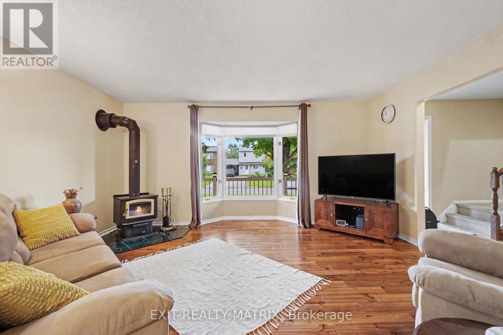 30 Bartley Crescent Property Photo 5