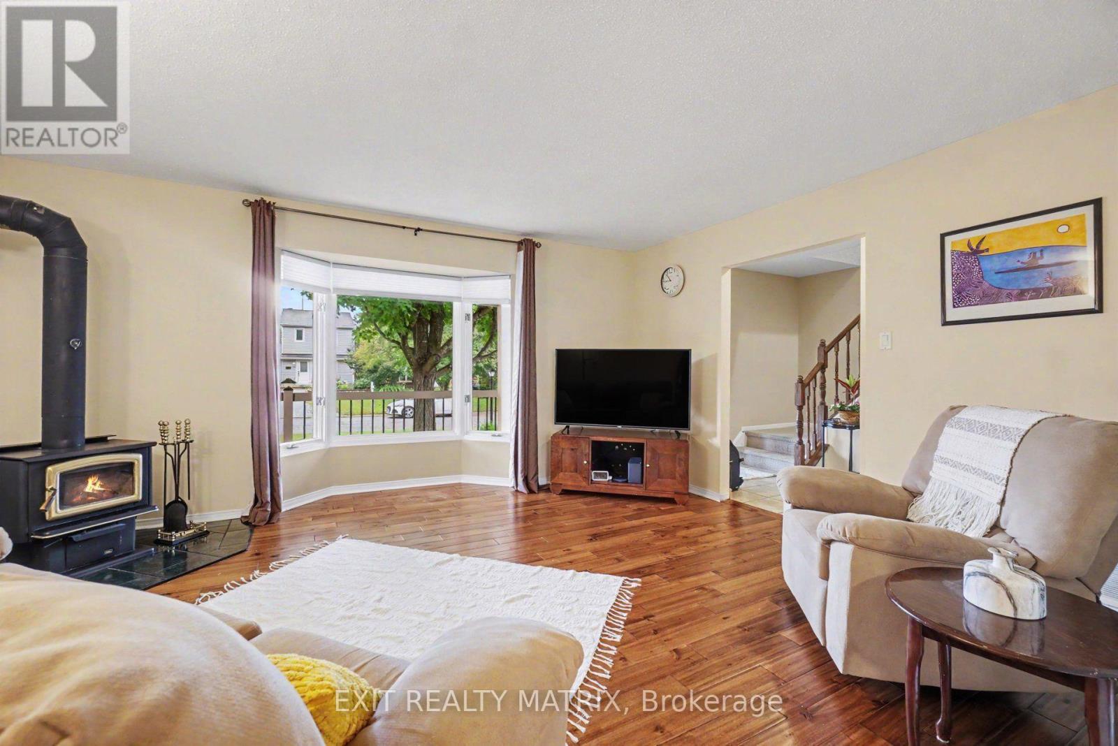 30 Bartley Crescent Property Photo 6