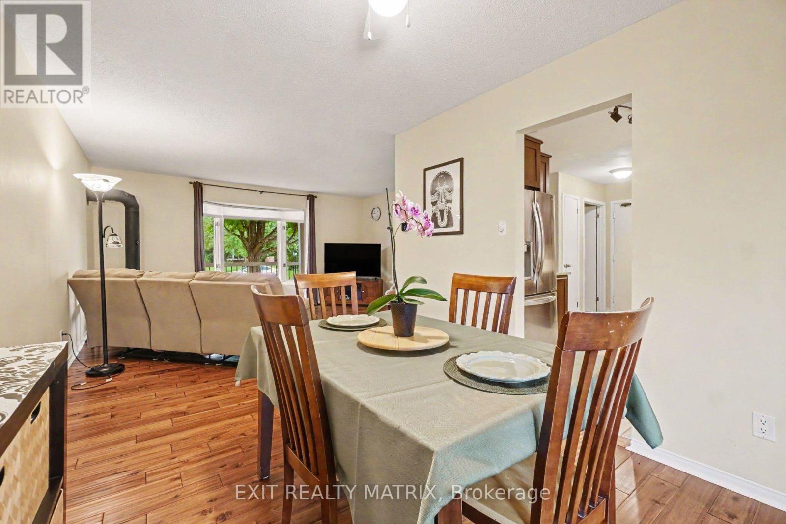 30 Bartley Crescent Property Photo 8