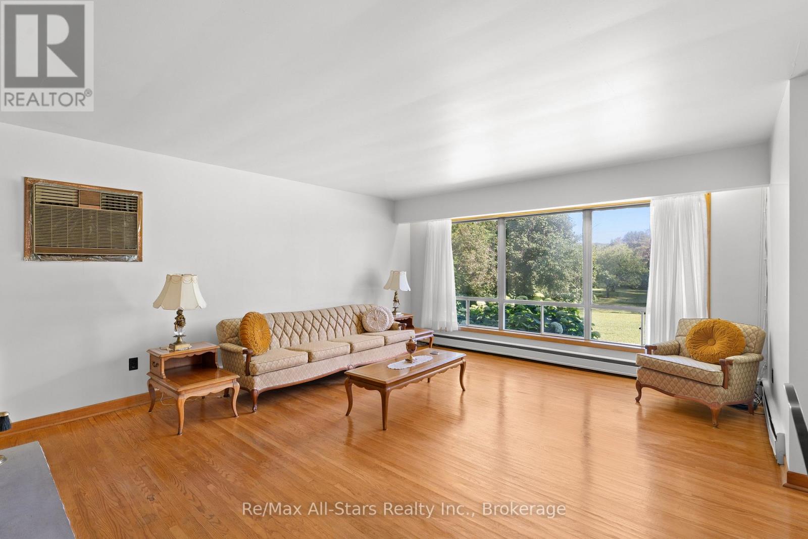 6035 Ganaraska Road Property Photo 6