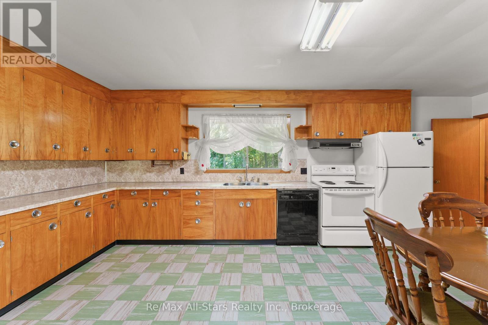 6035 Ganaraska Road Property Photo 13