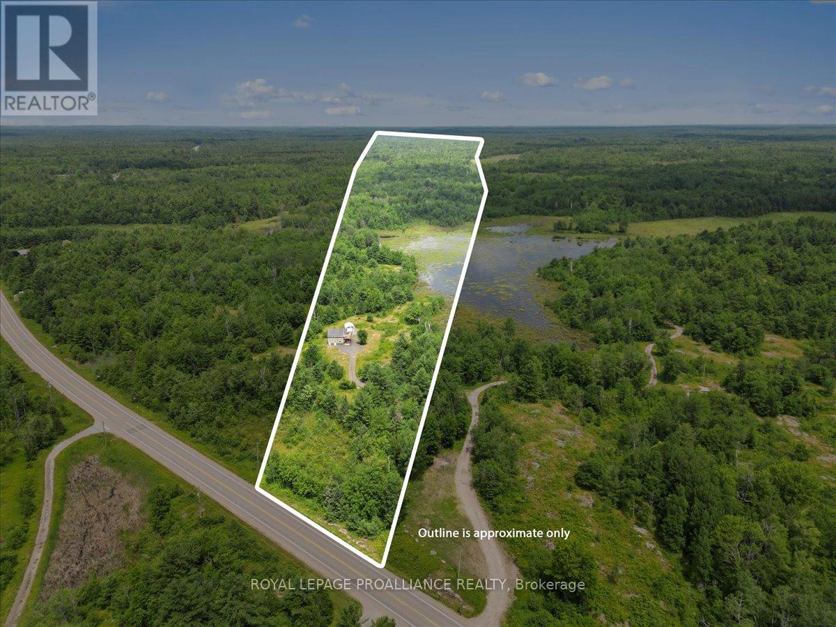 11251b Highway 41 Property Photo 3