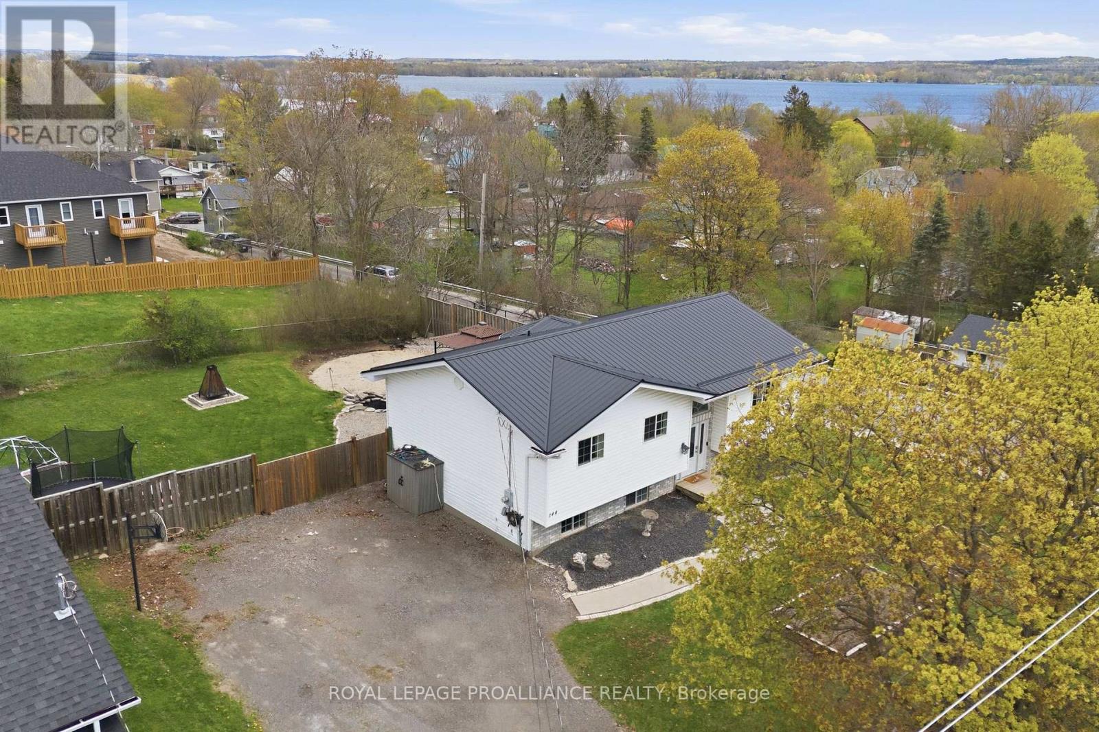 144 Centre Street Property Photo 2