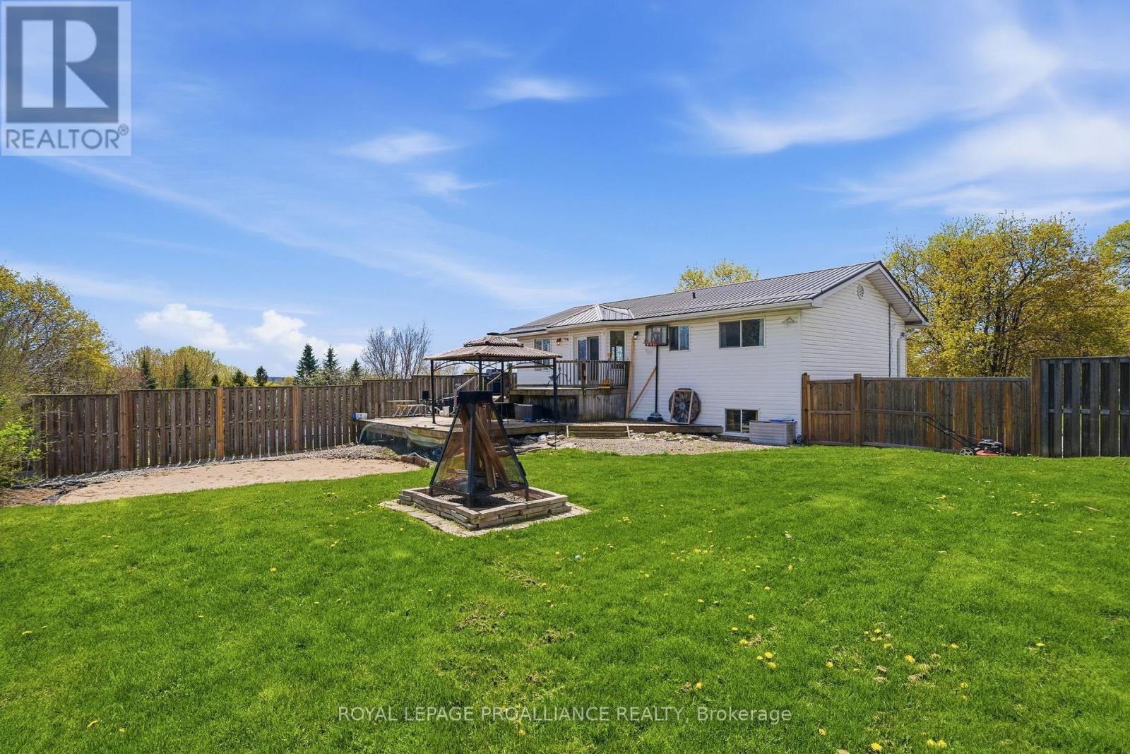 144 Centre Street Property Photo 46