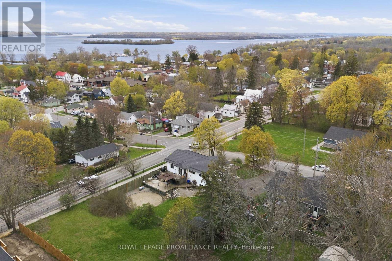 144 Centre Street Property Photo 48
