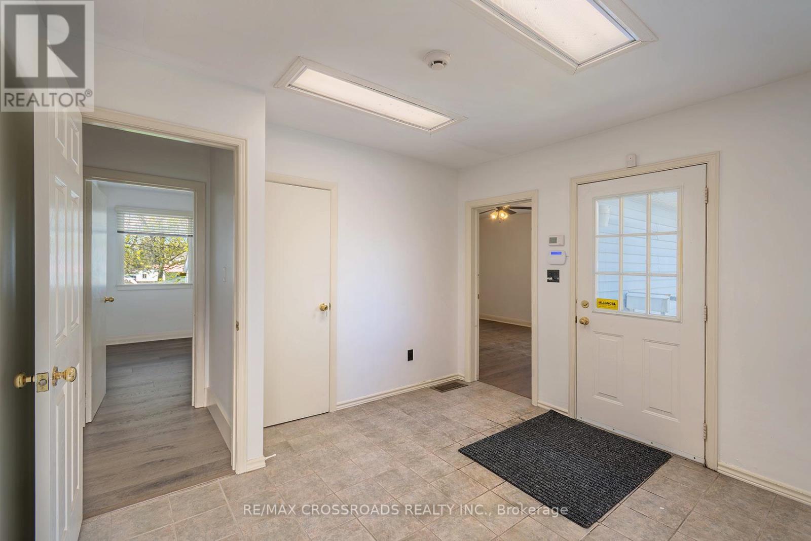 45 - 4044 County Road Property Photo 13
