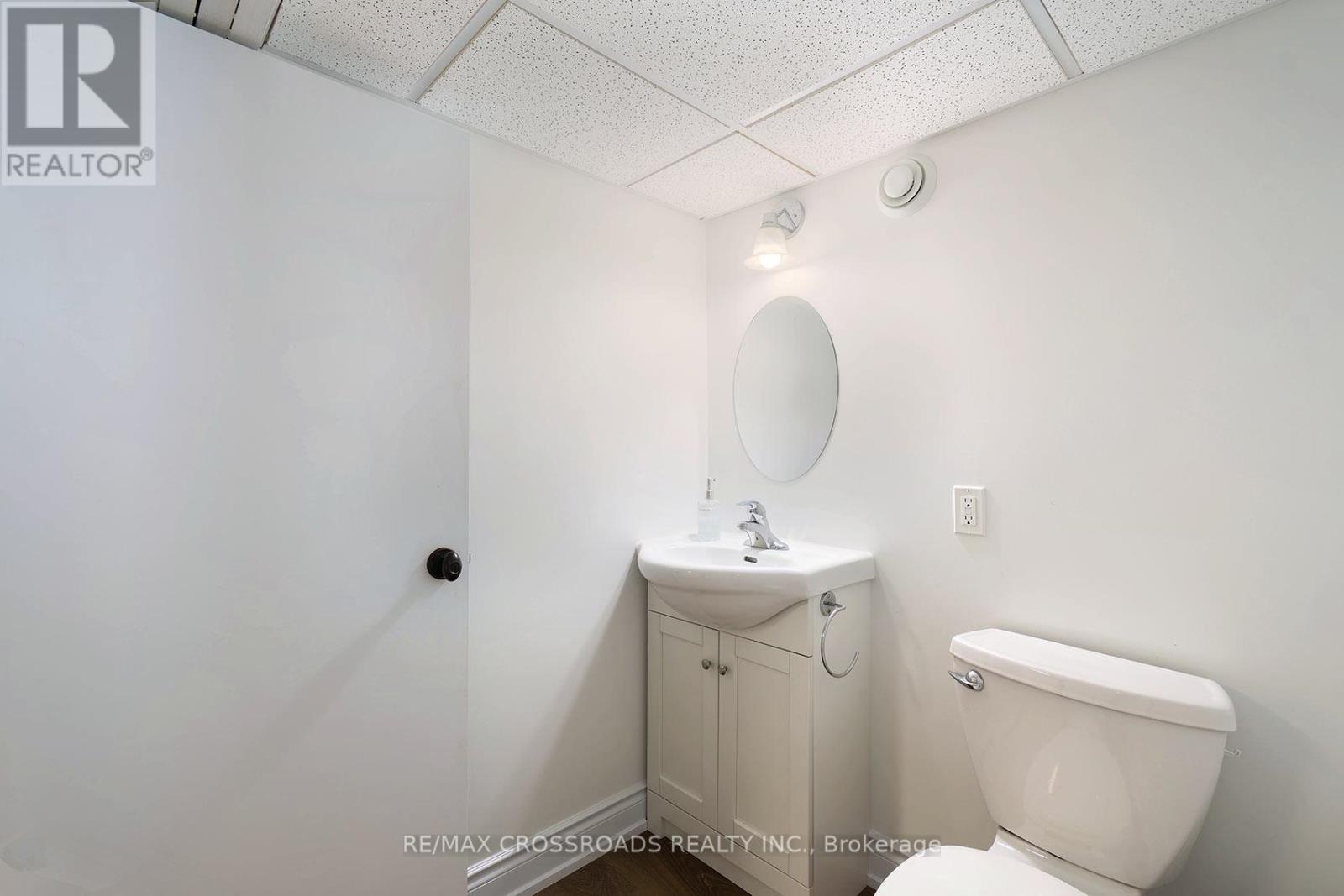 45 - 4044 County Road Property Photo 27
