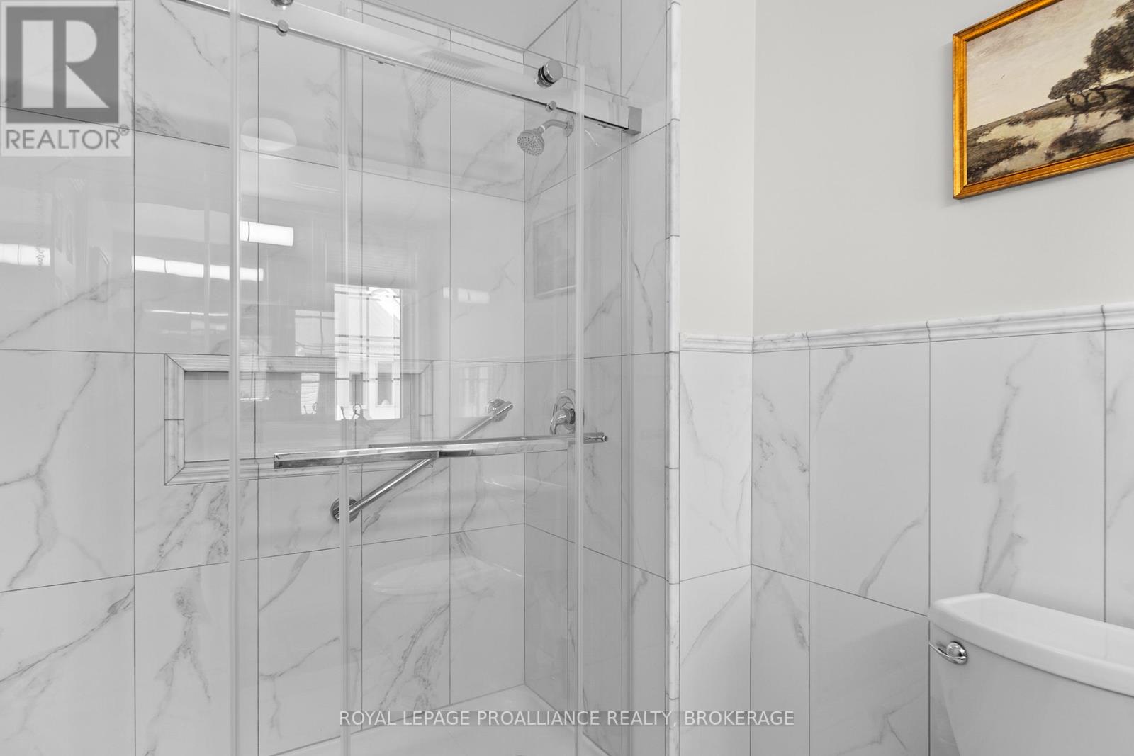 66 - 1 Place D'armes Property Photo 16