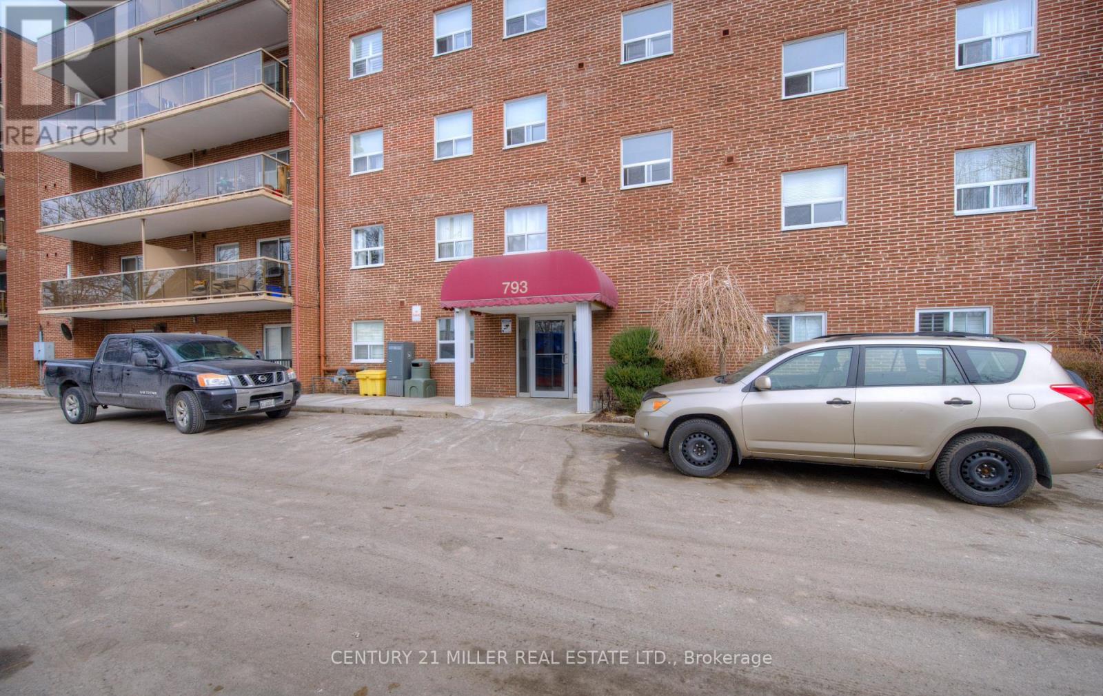 110 - 793 COLBORNE STREET E Property Photo 1