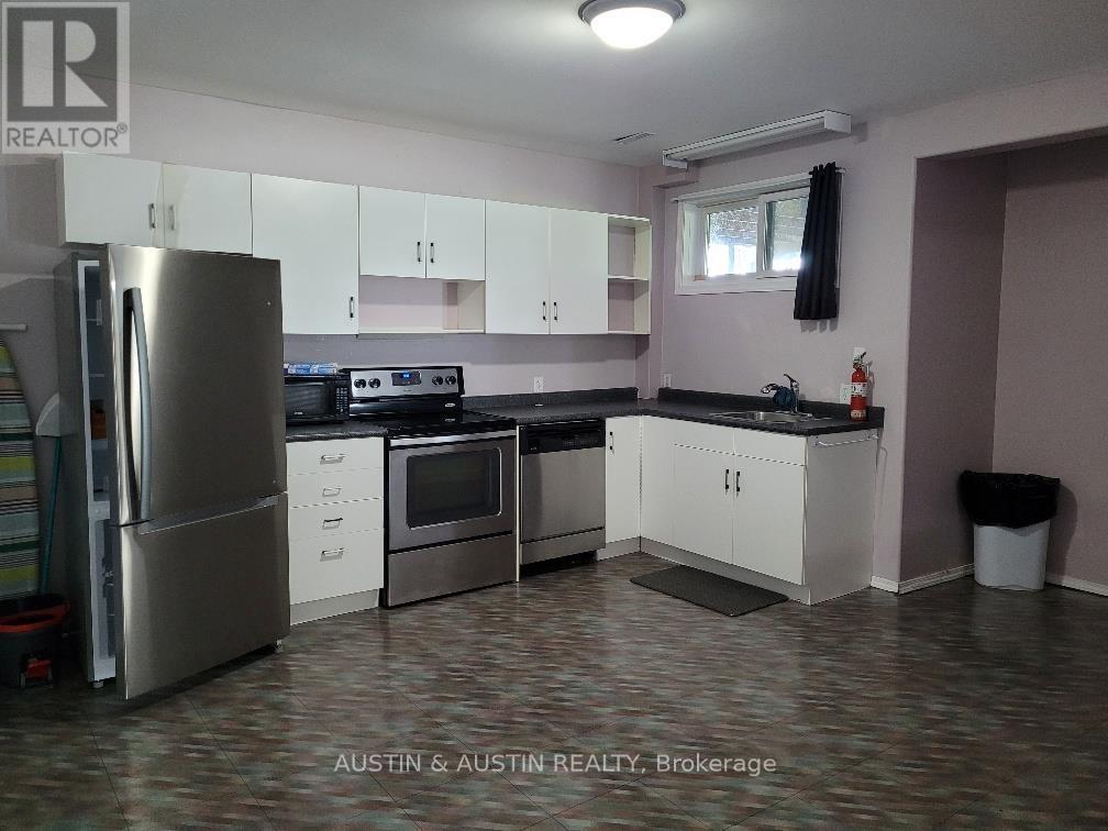 227 West River Road Property Photo 20