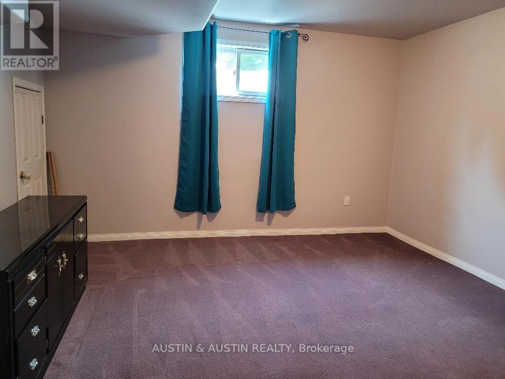 227 West River Road Property Photo 22