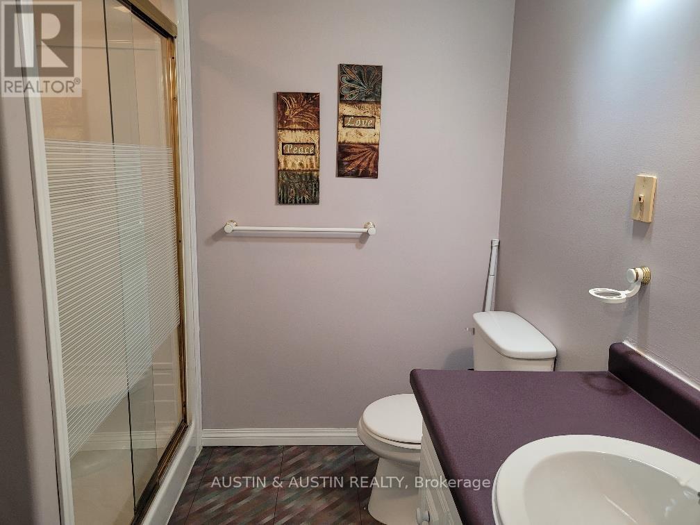 227 West River Road Property Photo 23