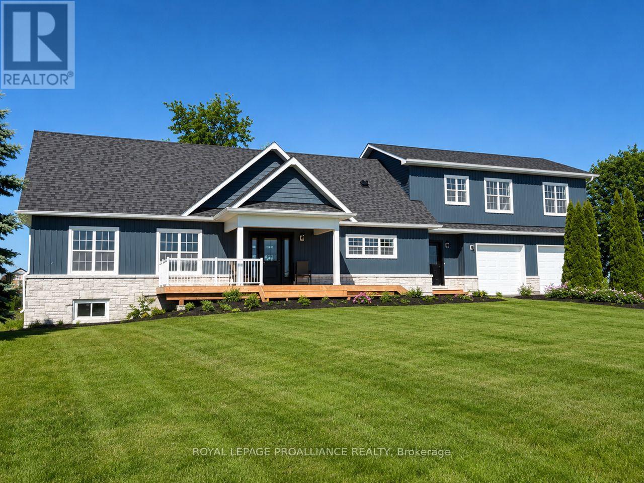 4836 45 Highway Property Photo 1