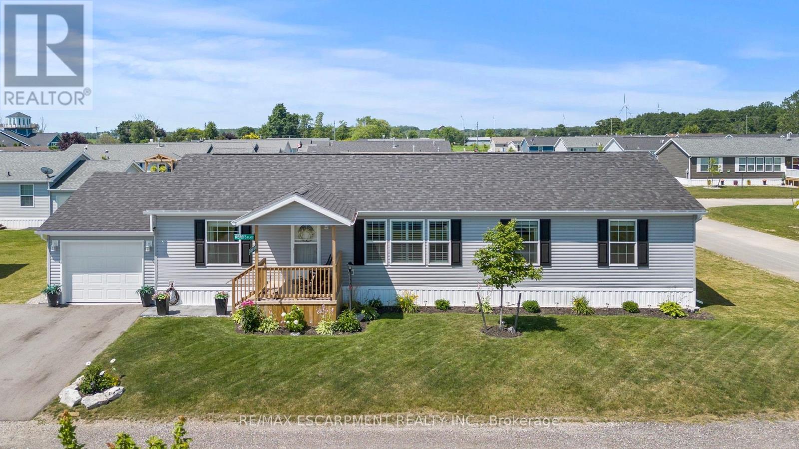 13 Hickory Hollow Property Photo 1