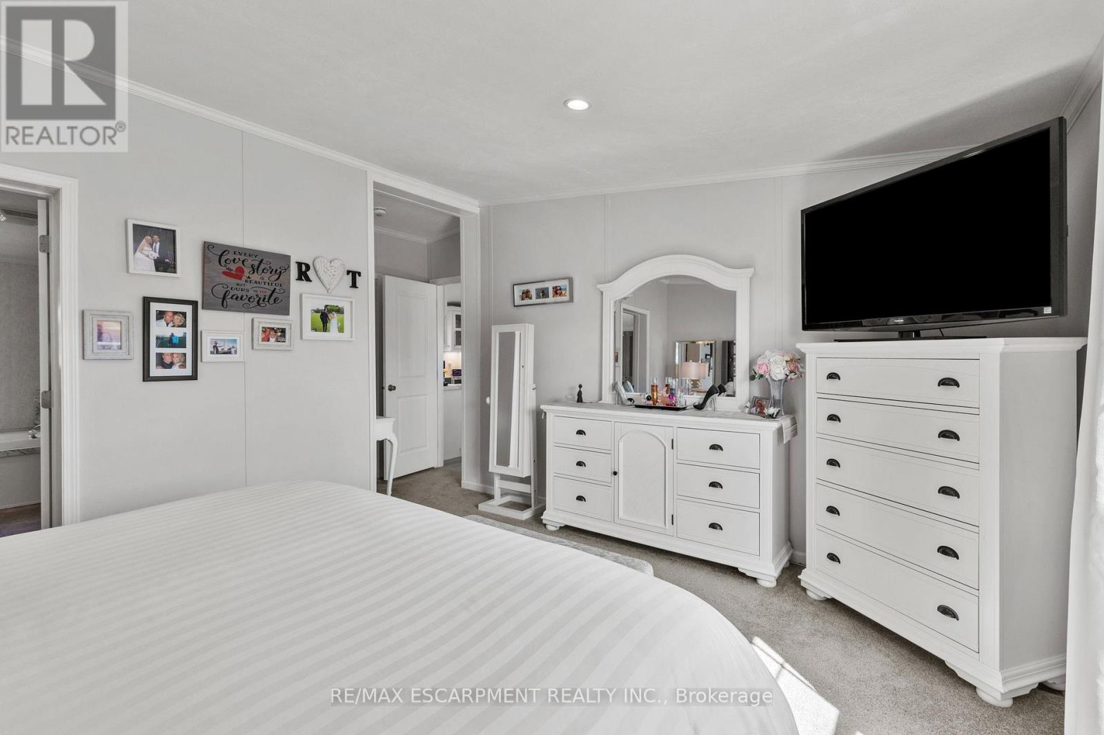 13 Hickory Hollow Property Photo 19