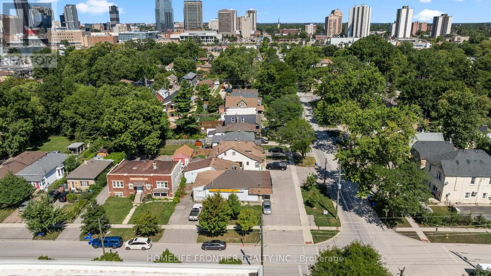 131 Waterloo Street Property Photo 2