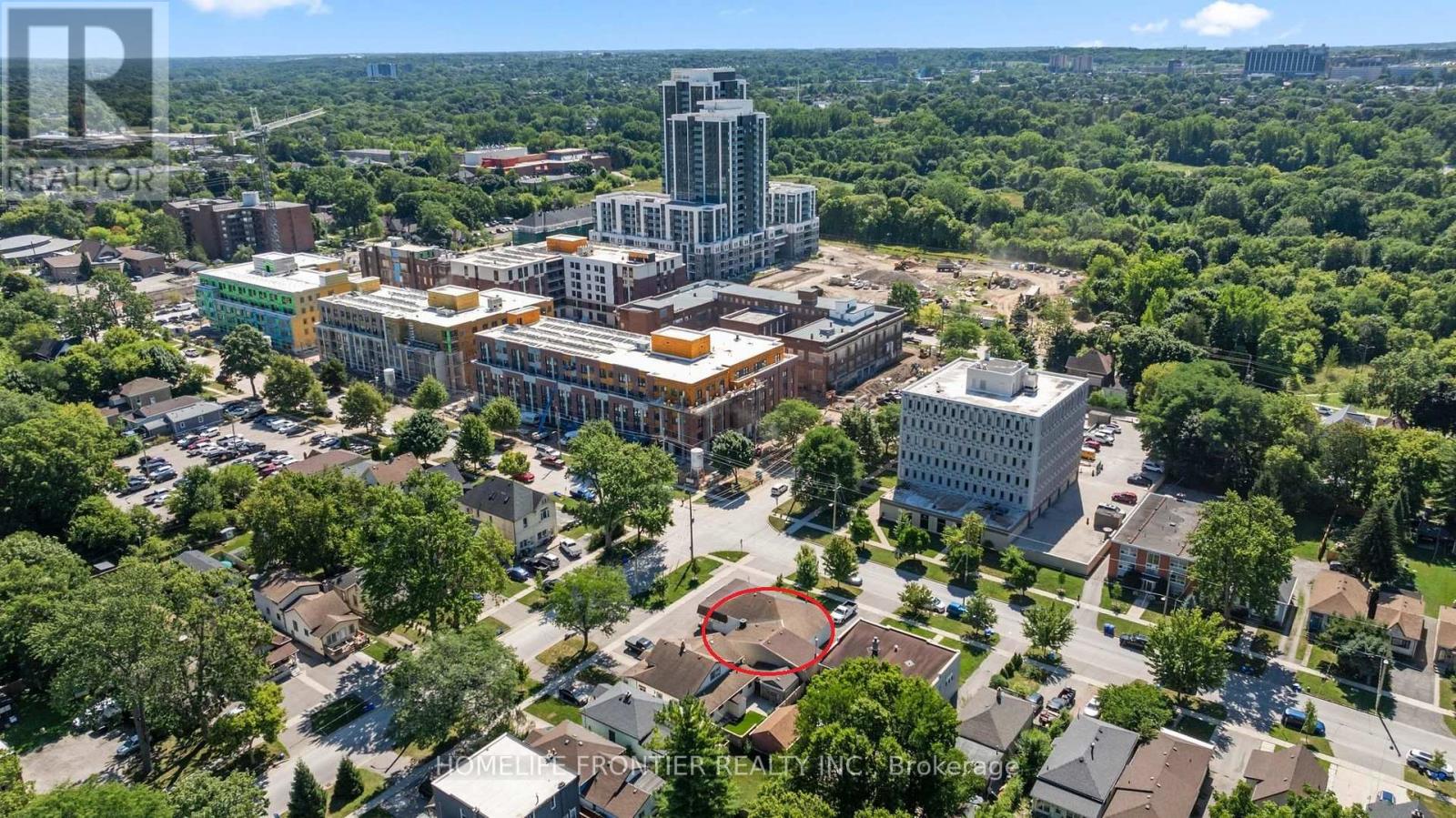 131 Waterloo Street Property Photo 5