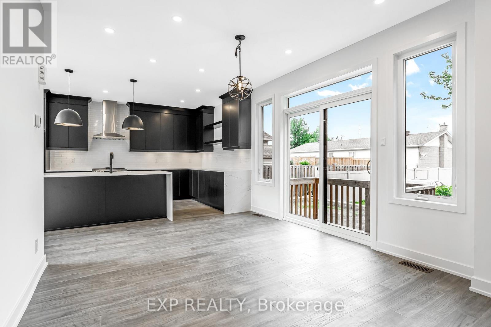 489 Duvernay Drive Property Photo 16