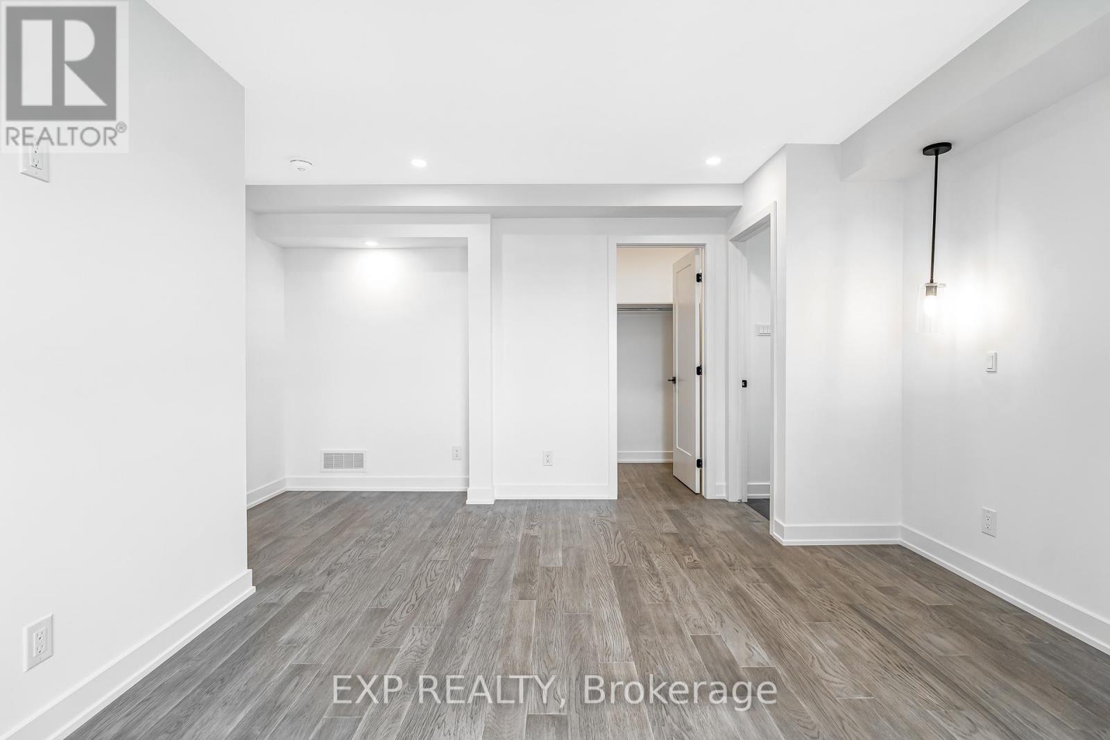 489 Duvernay Drive Property Photo 23