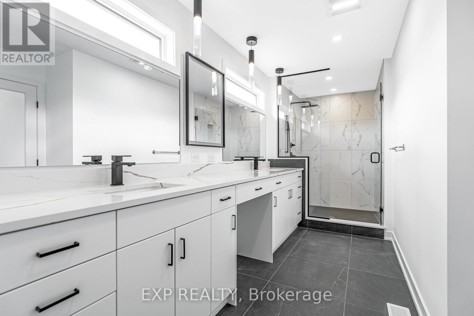 489 Duvernay Drive Property Photo 25