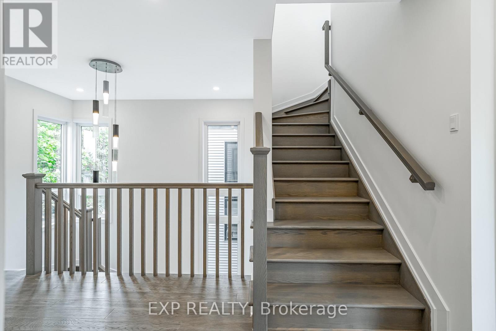 489 Duvernay Drive Property Photo 28