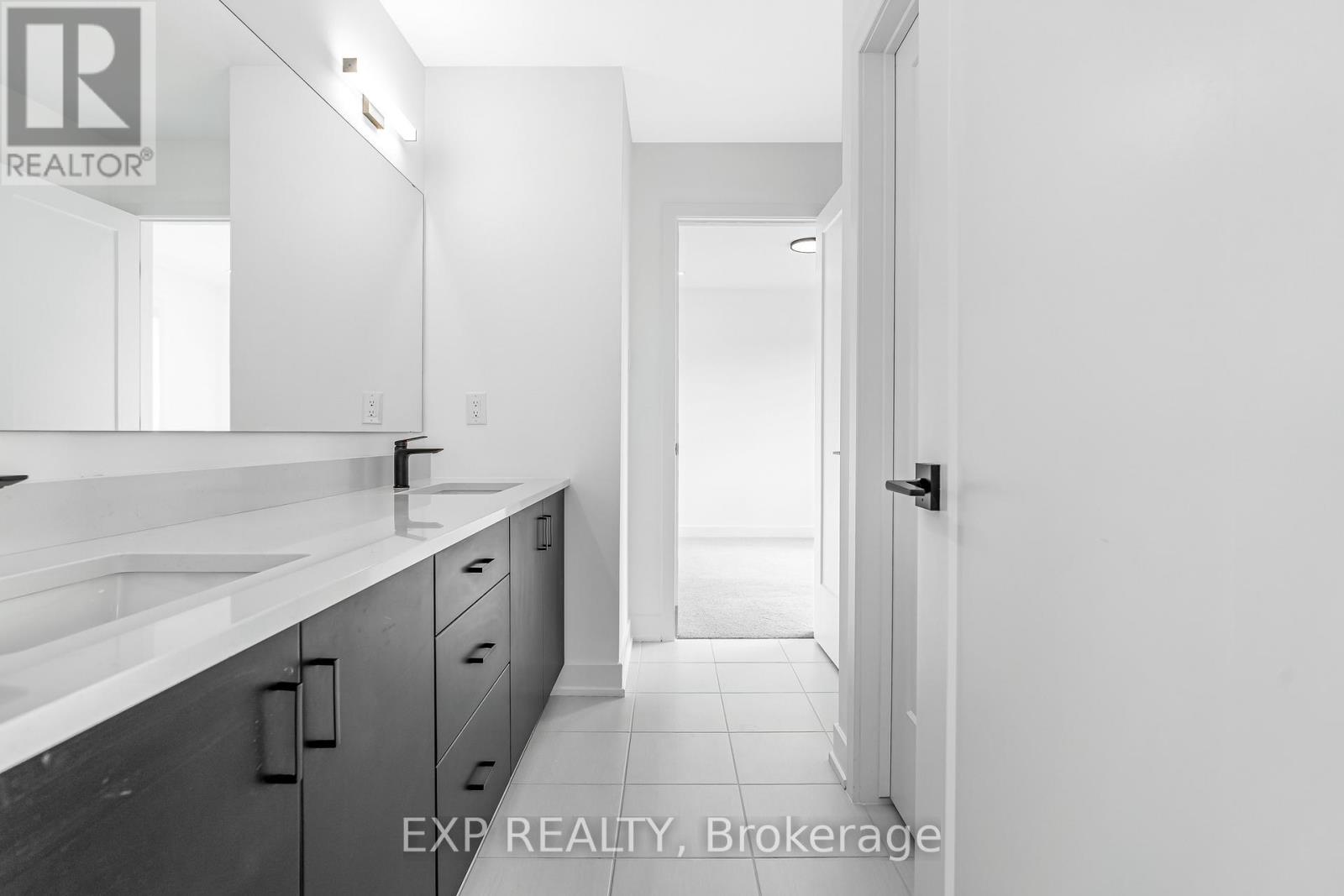 489 Duvernay Drive Property Photo 39